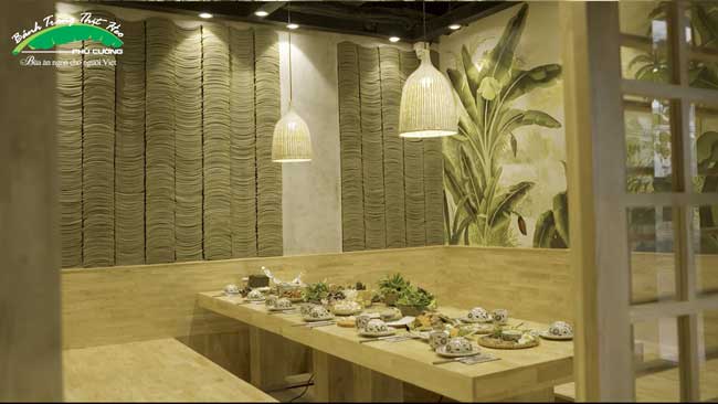 Phòng ăn riêng tại bánh cuốn thịt heo Phú Cường cơ sở 100 Phạm Vũ Hàm.jpg